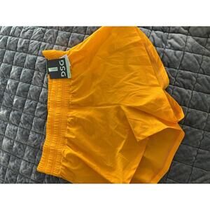 DSG Women's High-Performance Small Shorts - University Gold